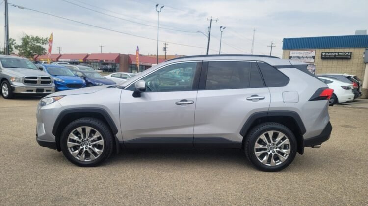 ﻿2020﻿ ﻿Toyota﻿ ﻿RAV4﻿ ﻿Limited﻿ – LIMITED OFFER